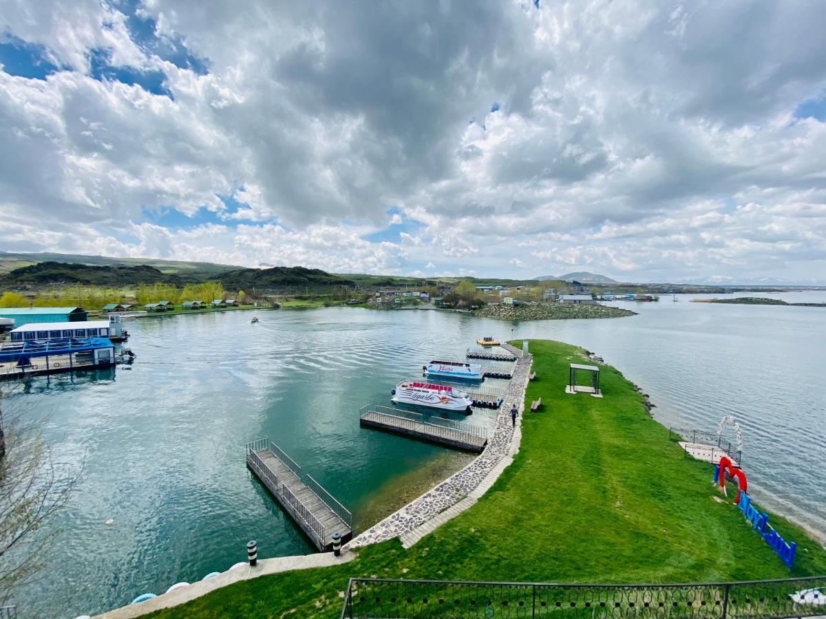 Noy Land Resort Sevan Exteriér fotografie