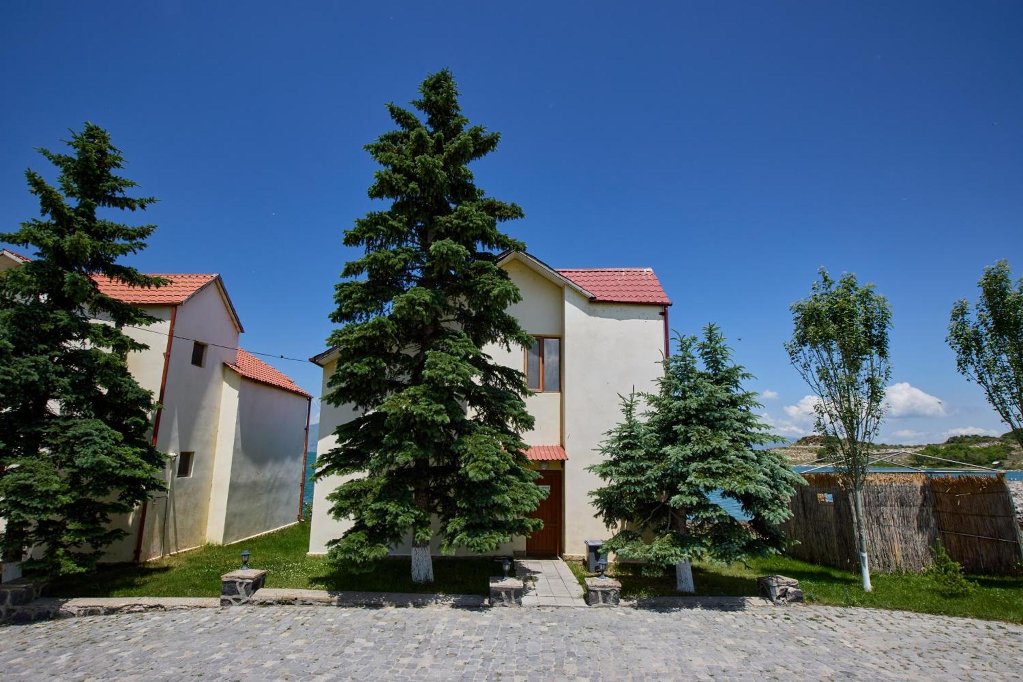 Noy Land Resort Sevan Exteriér fotografie