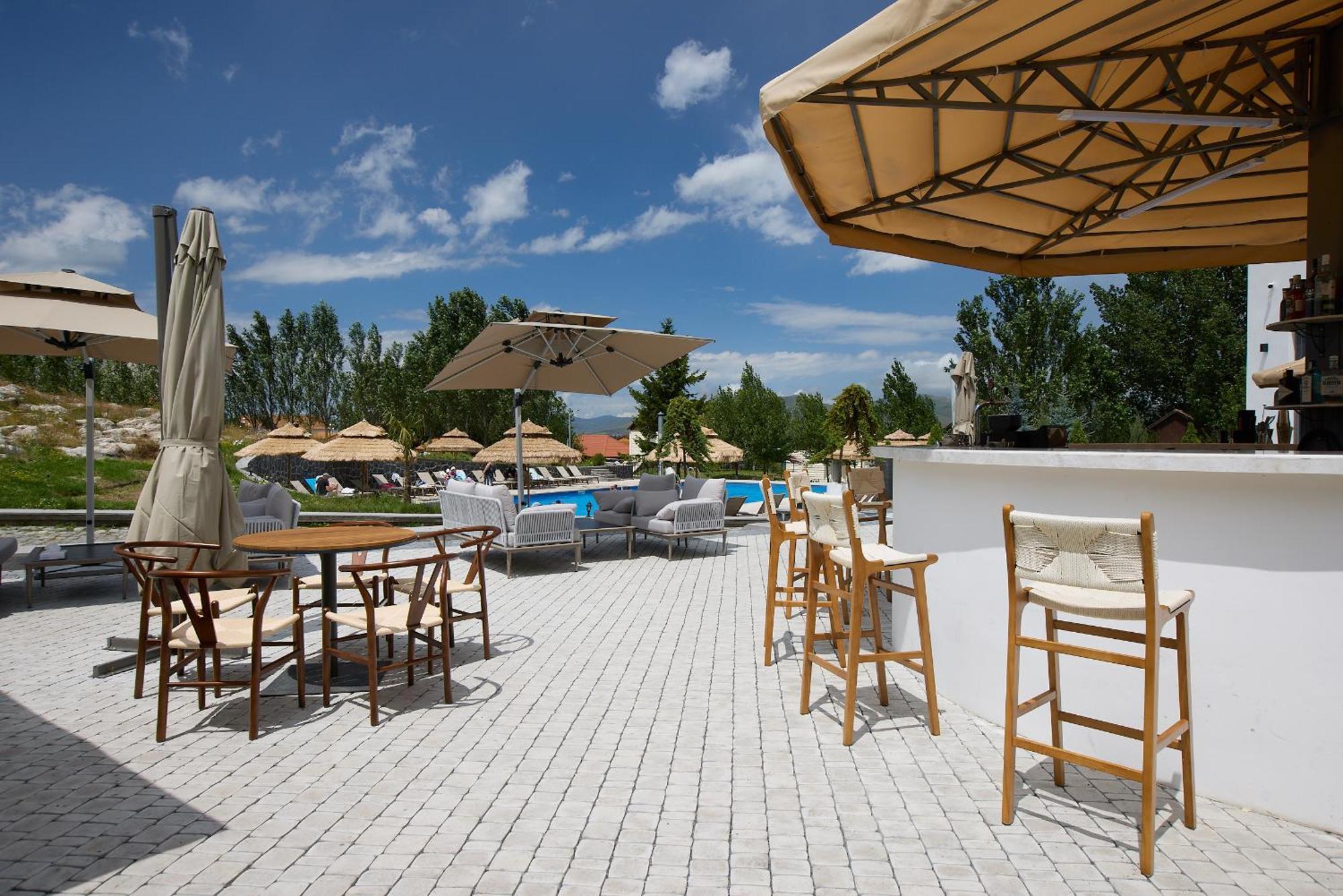Noy Land Resort Sevan Exteriér fotografie