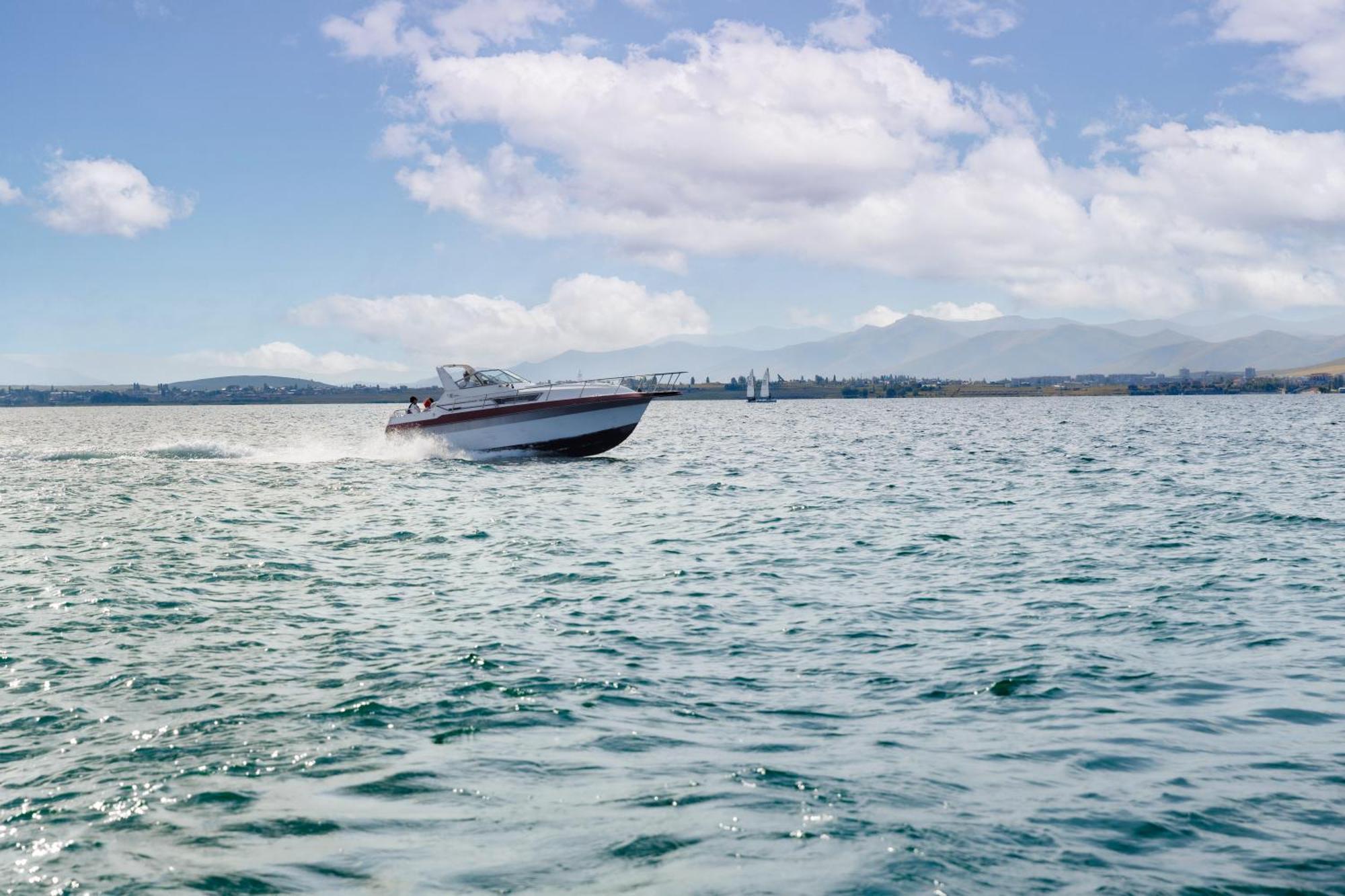 Noy Land Resort Sevan Exteriér fotografie